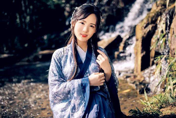 从财格男命易得妻助而发富