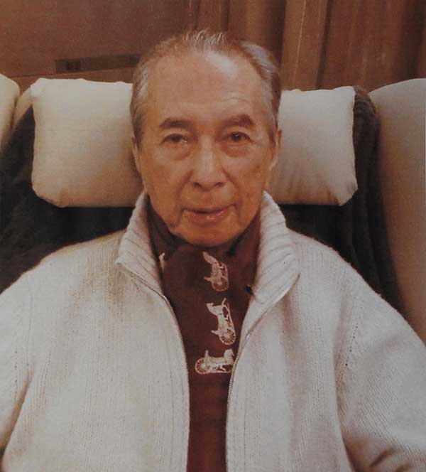 2011年9月，何鸿燊减股权至零，四太60亿身家成“新赌王”。