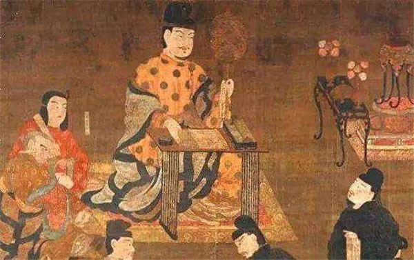 偏财的钱属于做偏门生意所赚的钱，部分偏财属于灰色地带。