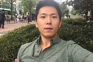 八字实例分析:劫财和偏财运旺的男命八字,财来财去不聚财也留不住老婆