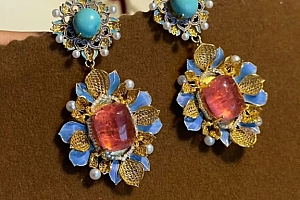 八字实例分析:财官为忌印星化解有限,工作几经波折内心压力大