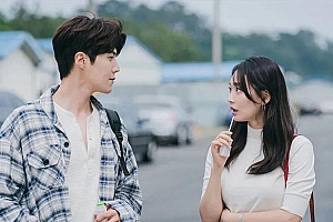 八字实例分析:比劫林立妻宫伏吟的男命,感情反反复复没有结果