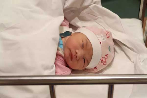 2020年上海出生的第一个新生宝宝
