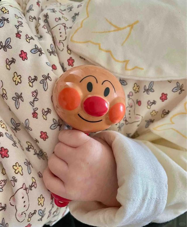 咸阳李姓女宝宝起名李晟初：晟日初生，万物生机