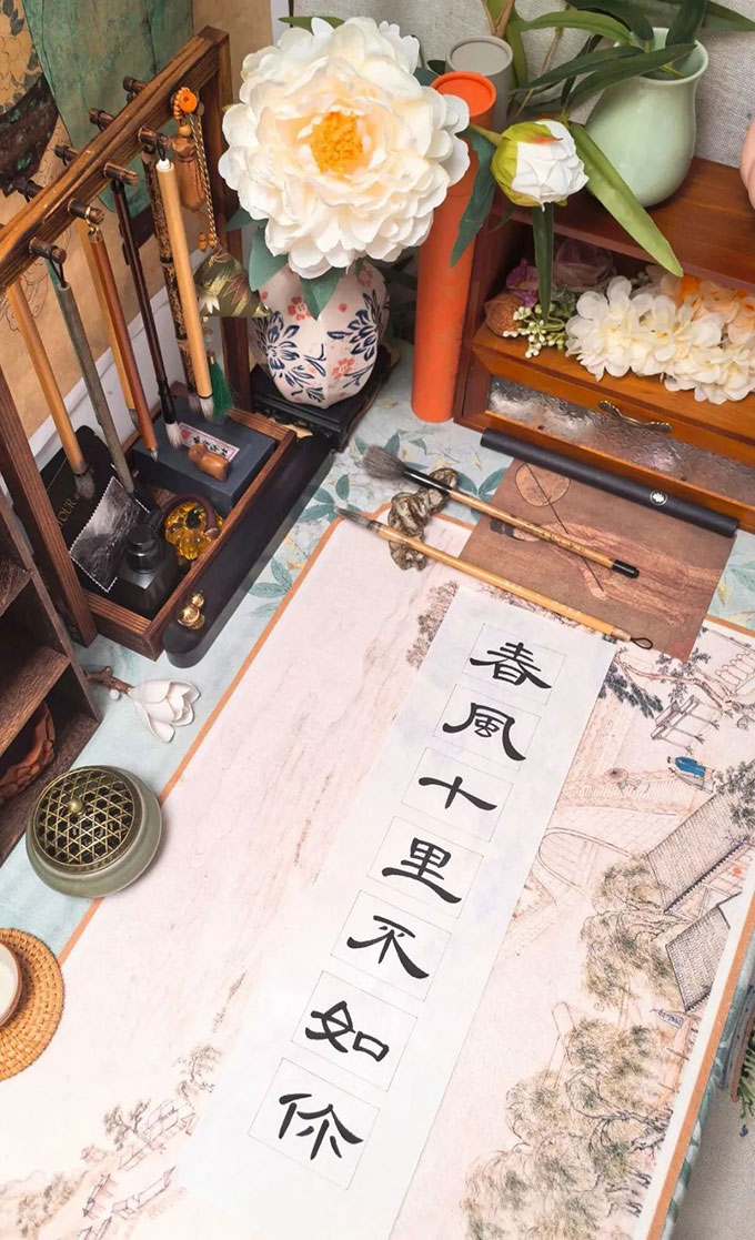 八字实例分析：比劫重重夫星入墓逢合，四次恋爱均以失败告终