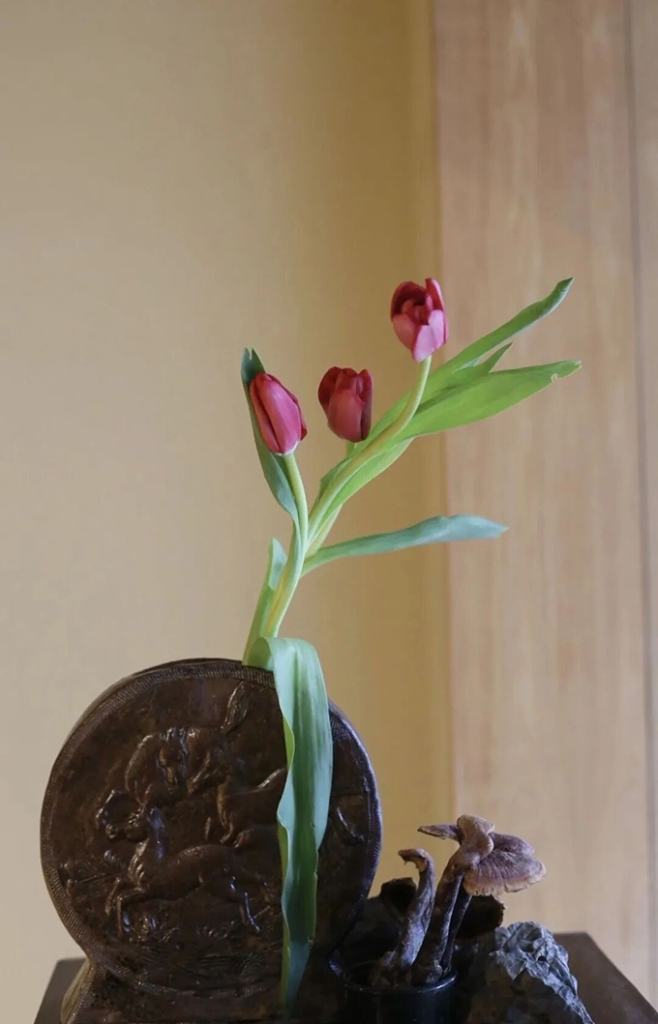 八字实例分析:地支三个偏财的女命,一心带娃却遭丈夫背叛